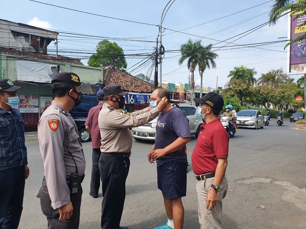Polresta Malang Kota, Operasi Yustisi Edukasi Prokes dan Bagi Masker