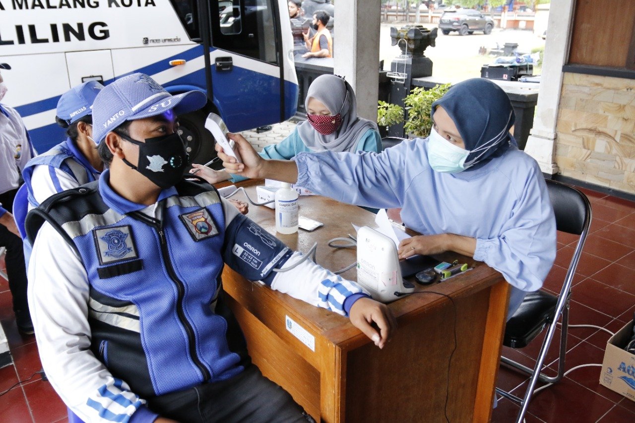 Layanan Arema Police Sobo Kelurahan, Layani Puluhan Supeltas Vaksin Gratis Dosis 2