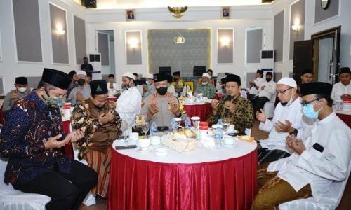 Silaturahmi Tanpa Batas Bersama Asparagus dan Kapolrestabes Surabaya