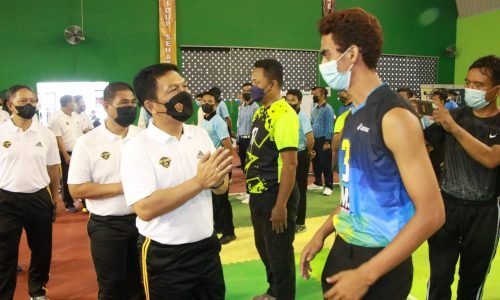 Memperingati Hari Pahlawan 2021 Polda Jawa Timur Gelar Lomba Olahraga, Irjen Nico: Jaga Sportivitas Antar Peserta