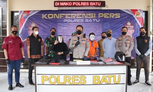 Kurang dari 24 Jam, Satreskrim Polres Batu Amankan Pelaku Pembawa Senpi Rakitan