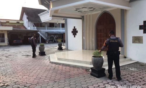 Jelang Ibadah Jumat Agung, Polisi Sterilisasi Sejumlah Gereja di Bojonegoro