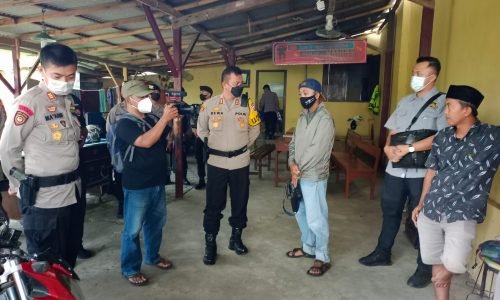 Viral ! Aksi Heroik Anggota Polsek Ranuyoso Lumajang Hadang Maling Sapi
