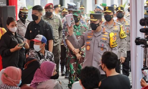 Forkopimda Jatim Mendampingi Kapolri Cek Kesiapan Posko di Terminal Purabaya