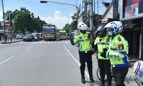 Jamin Arus Balik Lebaran Aman dan Lancar, Kapolres Lamongan Pimpin Operasi Cekal