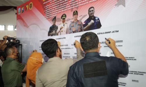 Forkopimda Jatim Bersama Elemen Masyarakat Madura Sepakat Brantas Narkoba