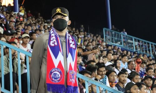 Final Piala Presiden 2022 di Kanjuruan Aman, Aremania Berikan Apresiasi Polres Malang