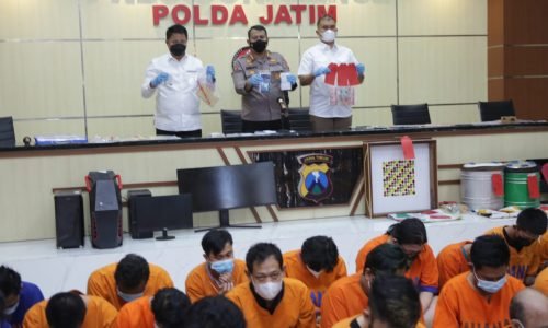 Selama 8 bulan, Polda Jatim dan Jajaran Berhasil Ungkap 520 Kasus Perjudian, 763 Tersangka Diamankan