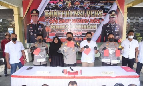 Polres Lamongan Berhasil Mengamankan 11 Pelaku Pencurian Ternak dan Motor