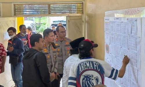 Kapolresta dan Kapolres Malang Kunjungi Tim Aremania Cek Suporter yang Belum Terima Bantuan