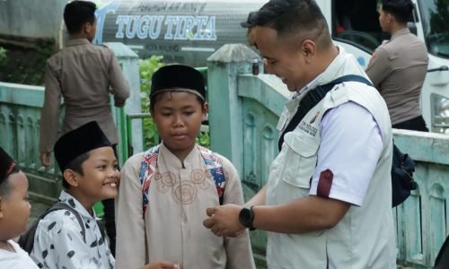 Polresta Malang Kota Distribusikan Bantuan ke Daerah Terdampak Banjir di Malang Selatan