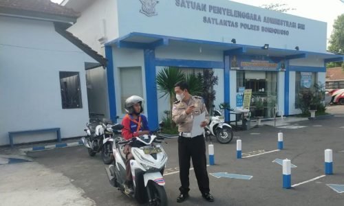 Inovatif, Polres Bondowoso Punya Layanan Publik ‘Serasa Tape’ Bagi Pemohon SIM