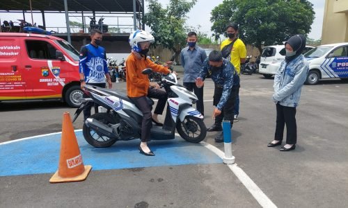 Polres Blitar Luncurkan Program SOLUSI bagi Pemohon SIM