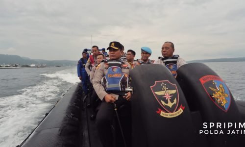 Hari Kedua KTT G20 , Kapolda Jatim Pimpin Patroli Laut di Selat Bali