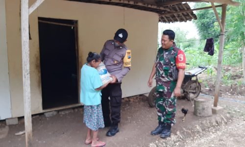 Polres Tulungagung, Distribusikan Bantun dari Polda Jatim untuk Warga Terdampak bencana