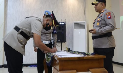 Mutasi di Ngawi, Kapolres Pimpin Sertijab Wakapolres dan Kasat Lantas