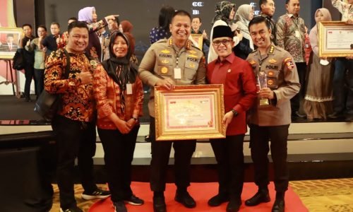 Polresta Sidoarjo Terima Penghargaan Top 5 OAPSI dari Menteri PANRB