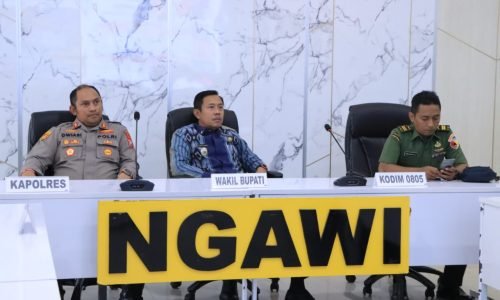 Rakor Lintas Sektoral Kapolres Ngawi dan Muspida Ikuti Zoom Bersama Kapolri